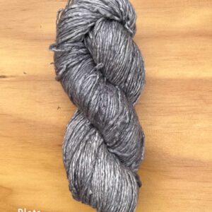 Hilado de seda color plata