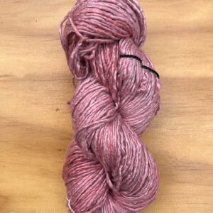 Hilado de seda color rosa viejo